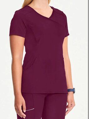 Cherokee infinity scrub set, wine, size small